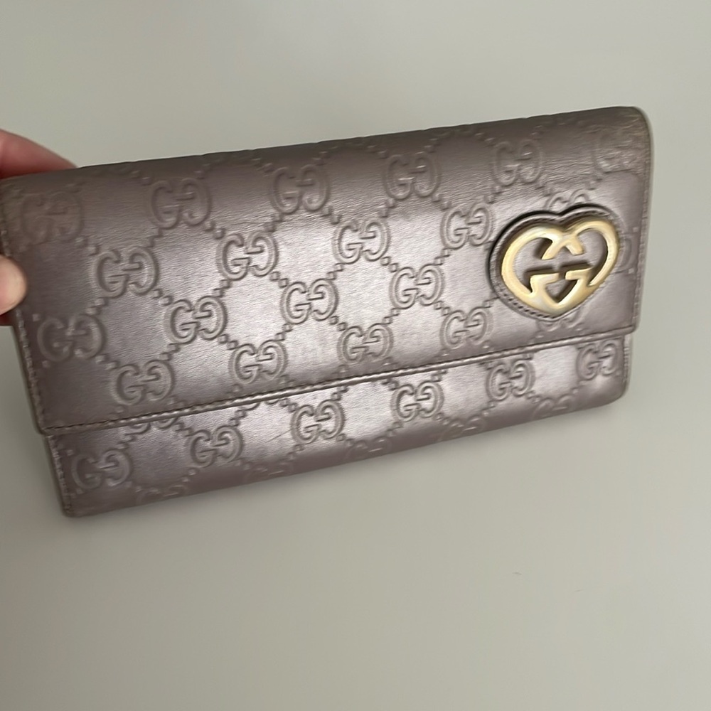 EUC GUCCI Long Chains Snap Wallet - purple/gray tone - authentic